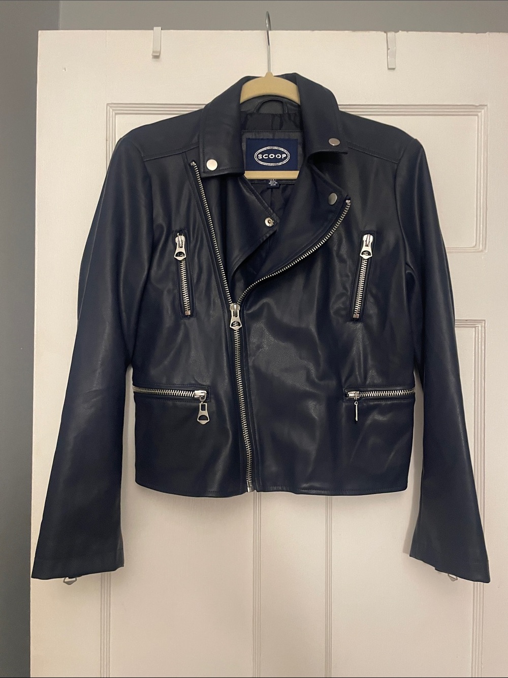 Women's Navy faux Leather Moto Jacket - Sleek Zip-Front Biker - Picture 2 of 9